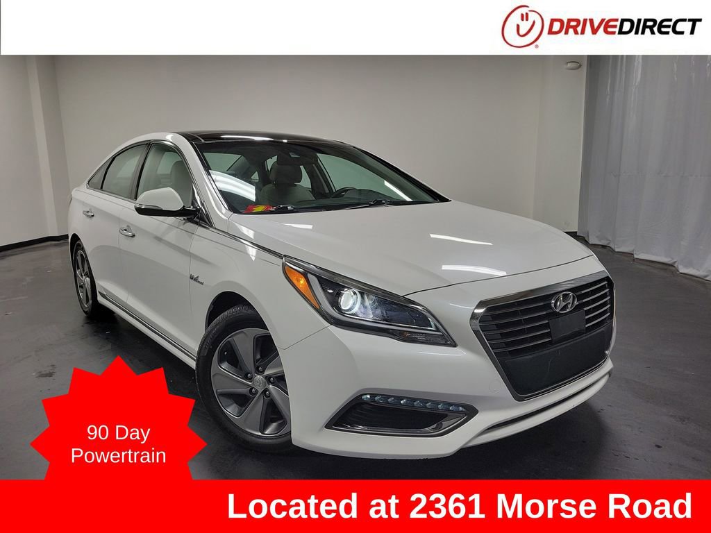 Used 2017 Hyundai Sonata Limited w/ Ultimate Package 02