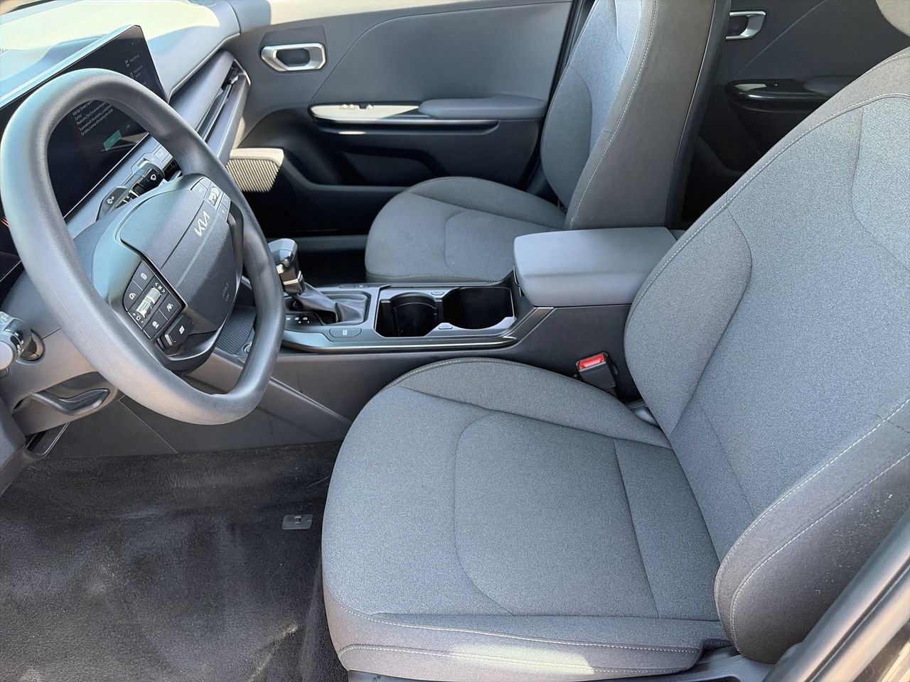 Certified 2025 Kia K4 FWD image 18