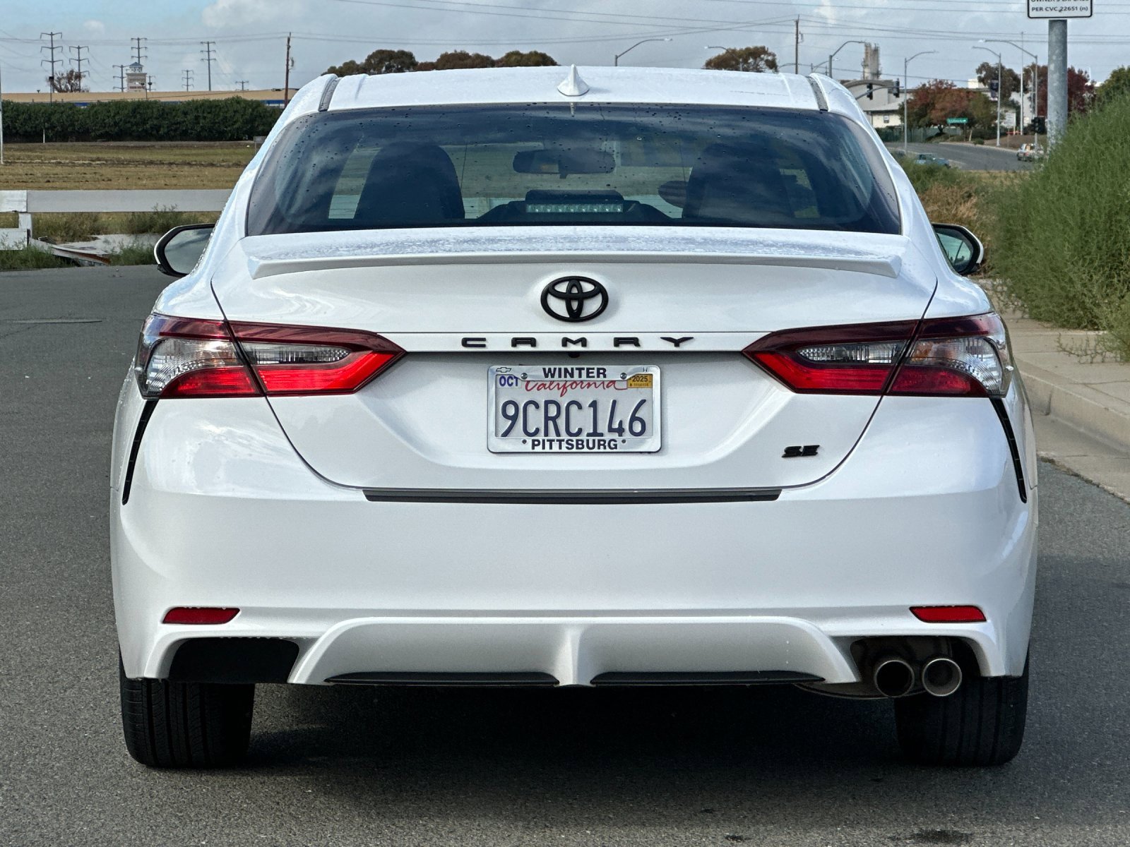 Used 2023 Toyota Camry SE image 5