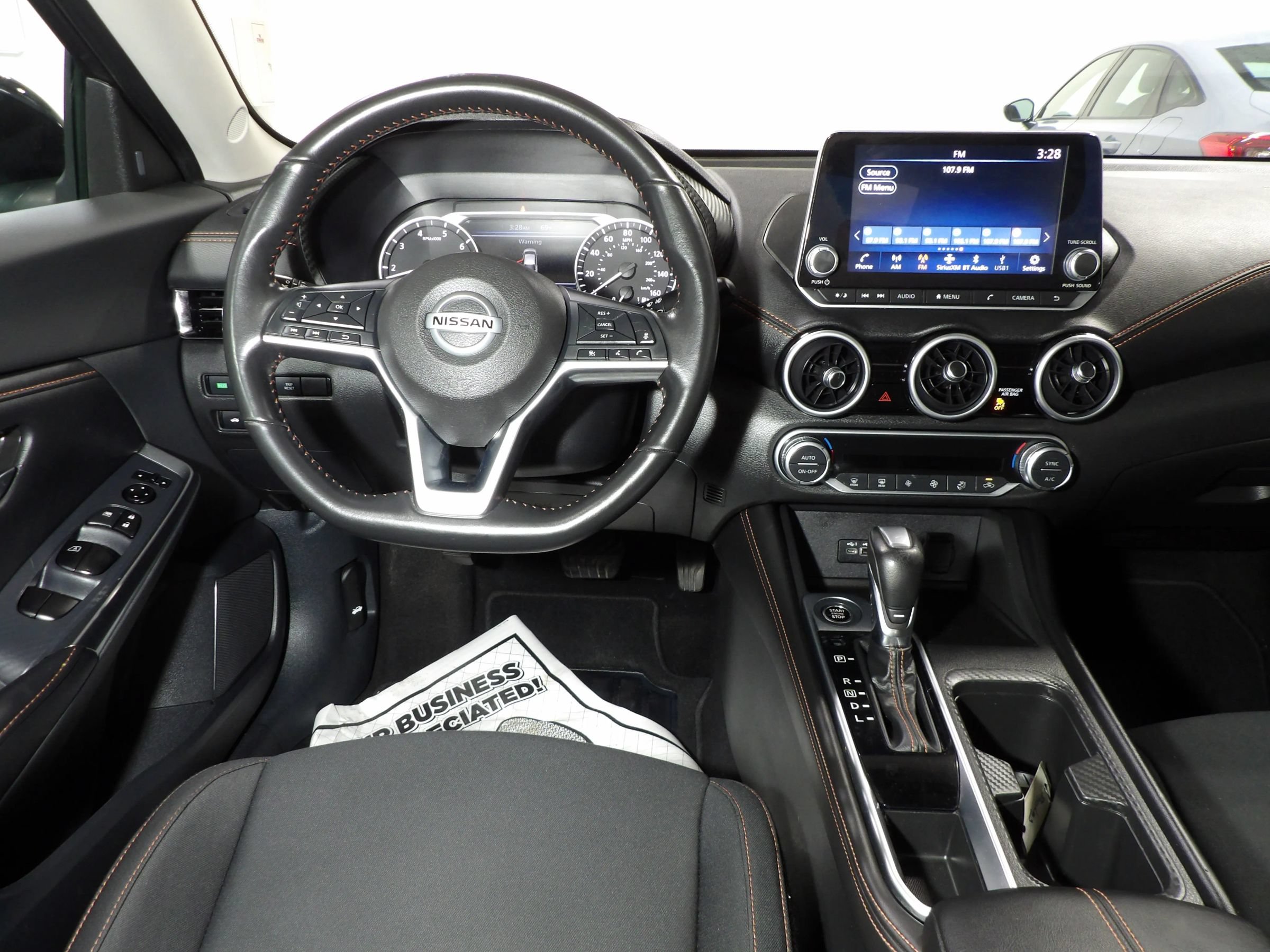 Used 2022 Nissan Sentra SR w/ Electronics Package FWD image 14