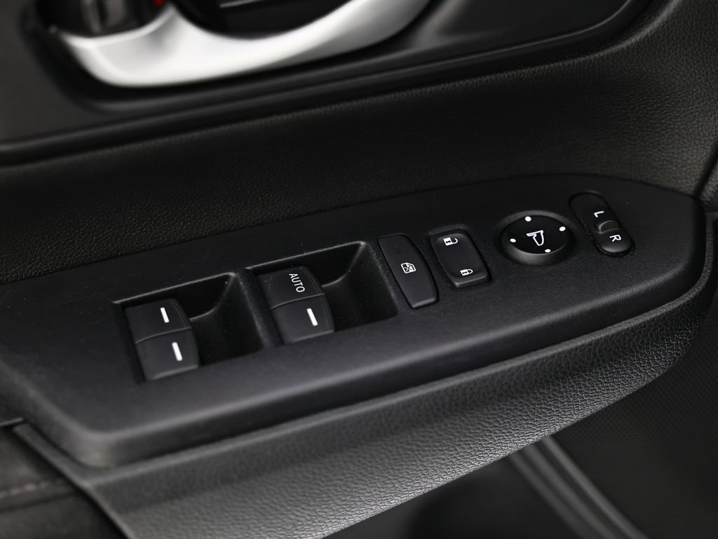 Used 2021 Honda CR-V LX image 20