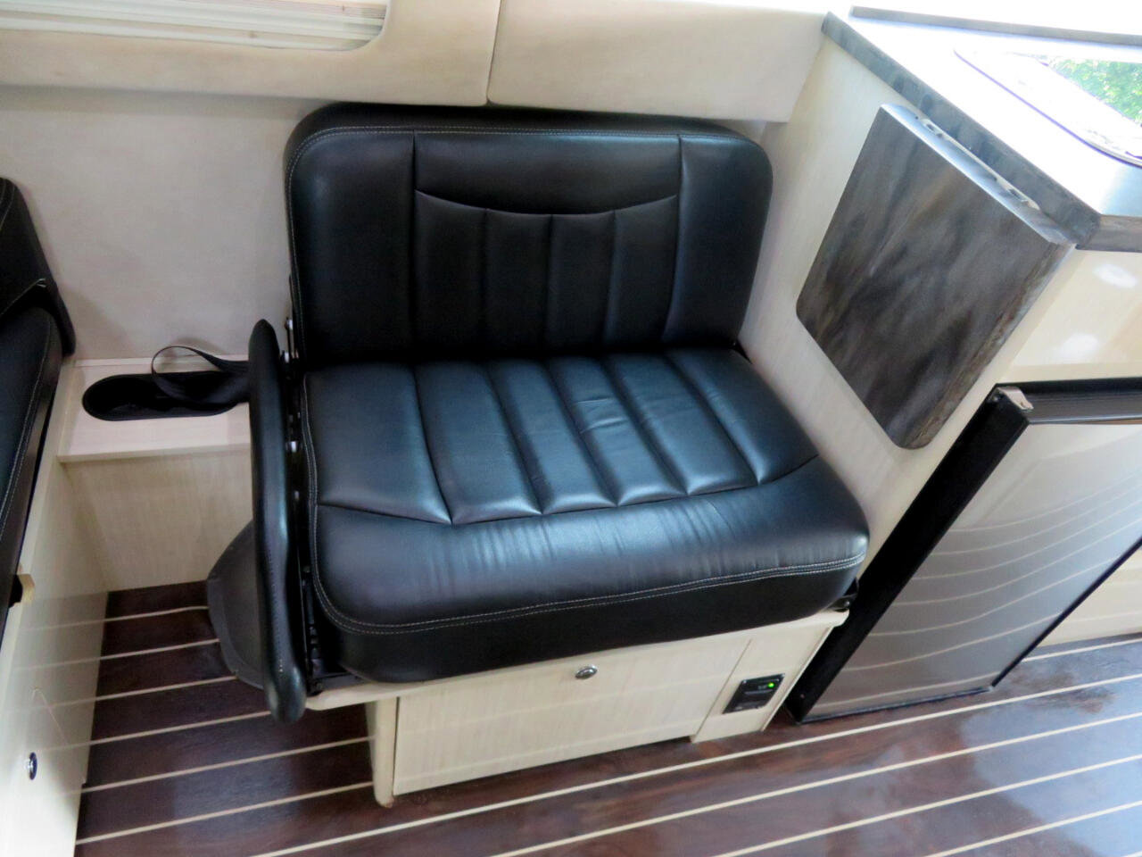 Used 2014 Mercedes-Benz Sprinter 3500 image 57