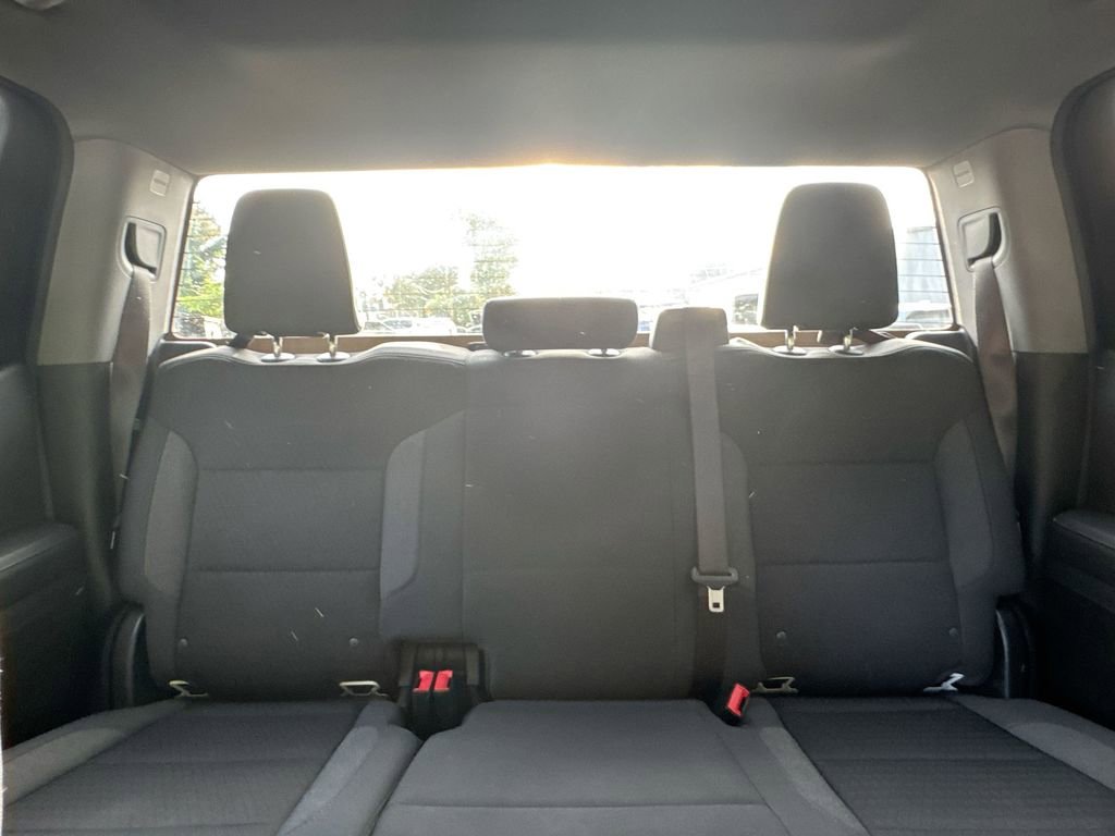 Used 2024 Chevrolet Silverado 1500 LT RWD image 33
