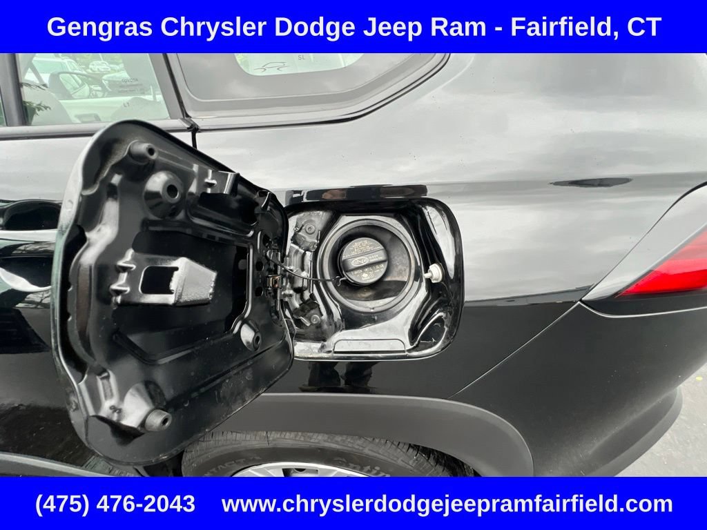 Used 2026 Toyota Corolla Cross L AWD/4WD image 34