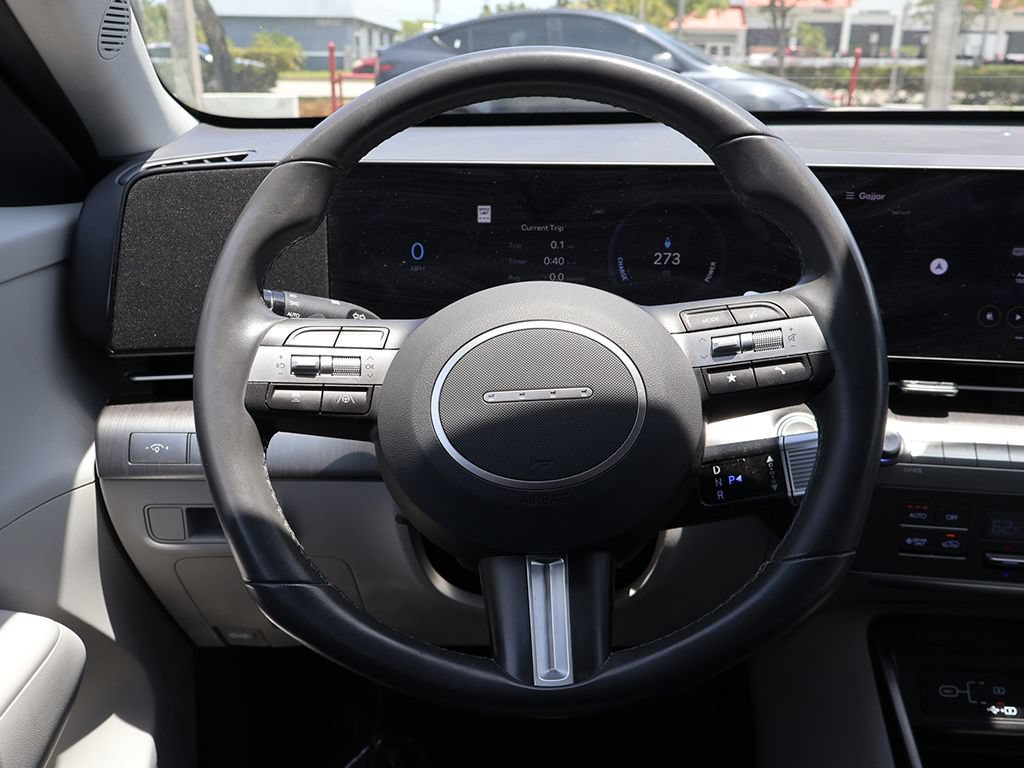 Used 2024 Hyundai Kona SEL FWD image 39