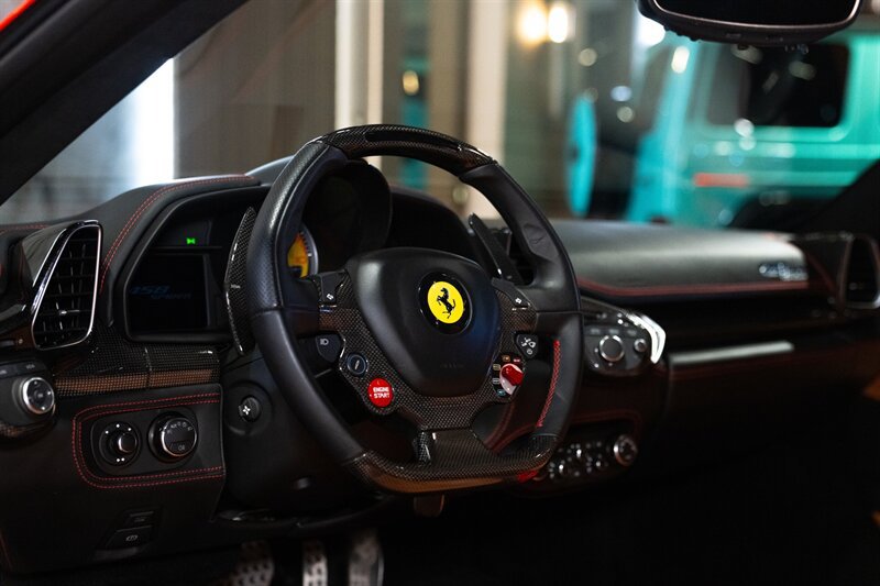 Used 2014 Ferrari 458 Spider RWD image 24