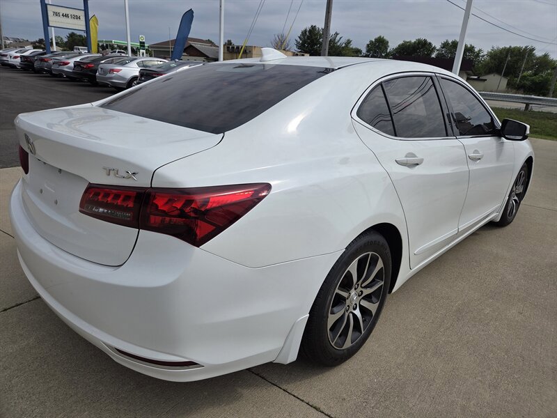 Used 2015 Acura TLX w/ Technology Package FWD image 3