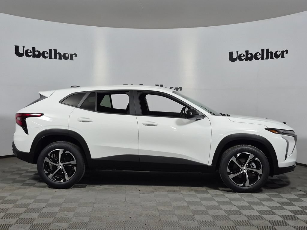 New 2026 Chevrolet Trax RS image 8