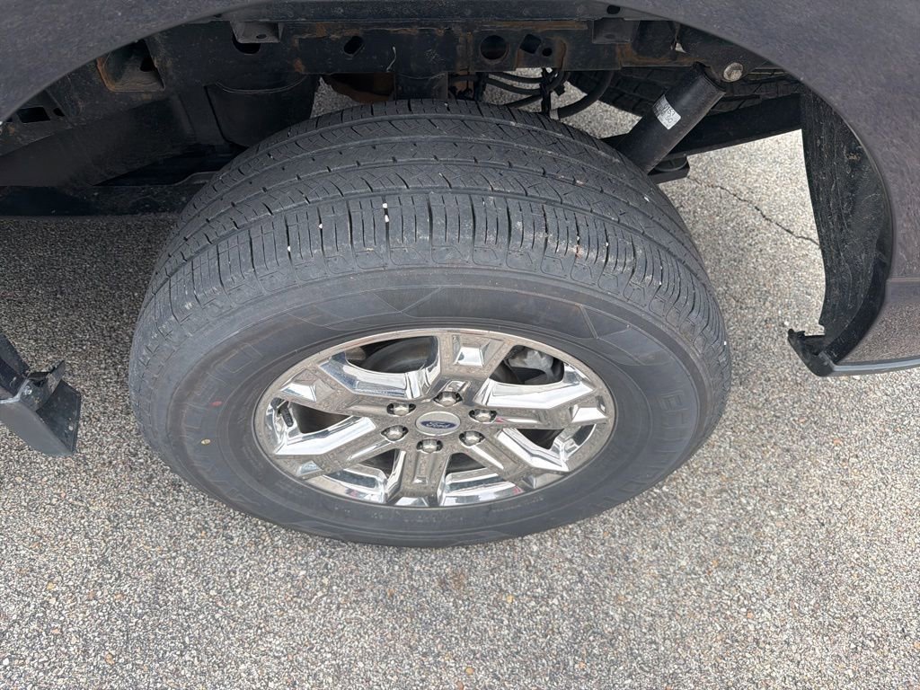 Used 2021 Ford F150 XLT w/ Equipment Group 302A High image 10