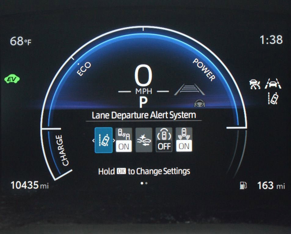 Used 2025 Toyota Camry SE w/ Convenience Package AWD/4WD image 4