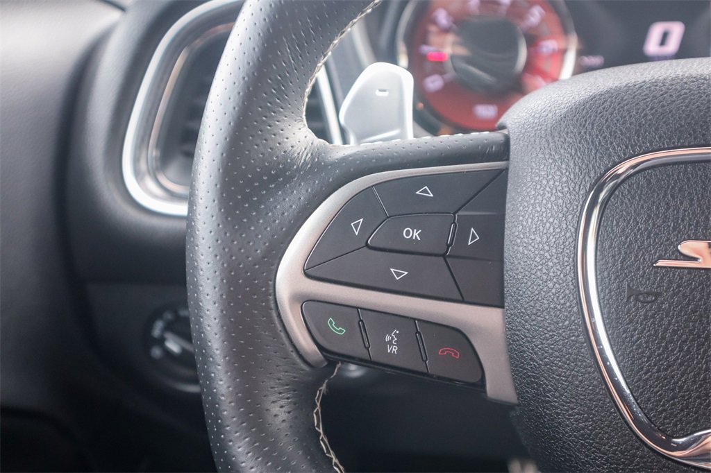 Used 2015 Dodge Challenger SRT Hellcat image 12