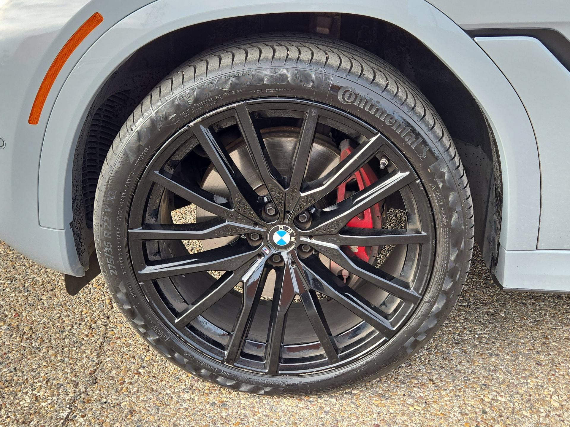 Certified 2024 BMW X6 xDrive40i w/ Premium Package AWD/4WD image 11