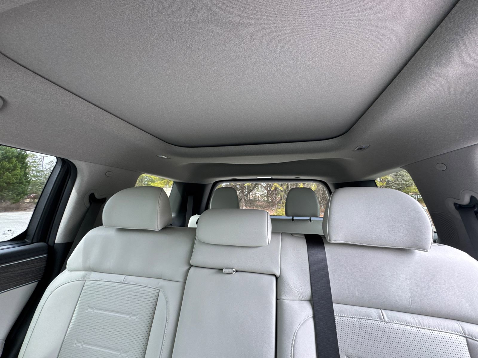 Used 2025 Hyundai Santa Fe Limited image 25