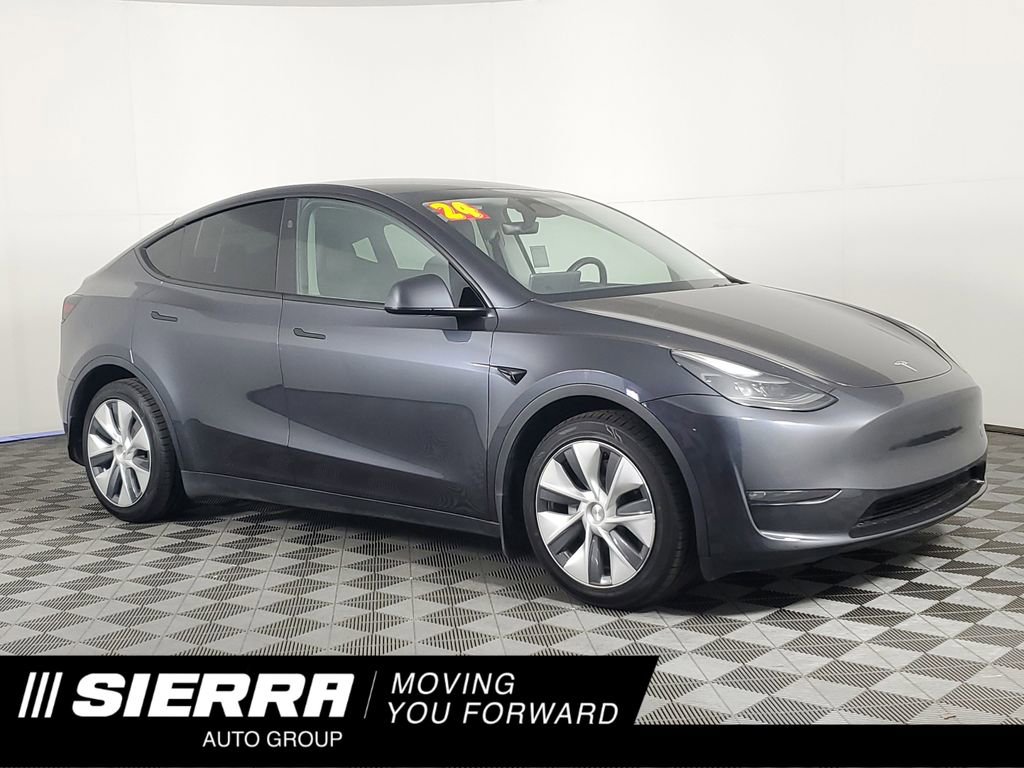 Used 2024 Tesla Model Y Long Range image 1