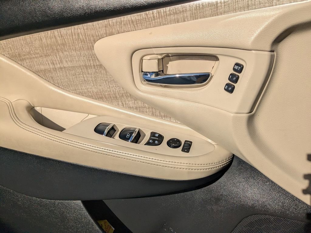 Used 2023 Nissan Murano SL w/ SL Moonroof Package image 14