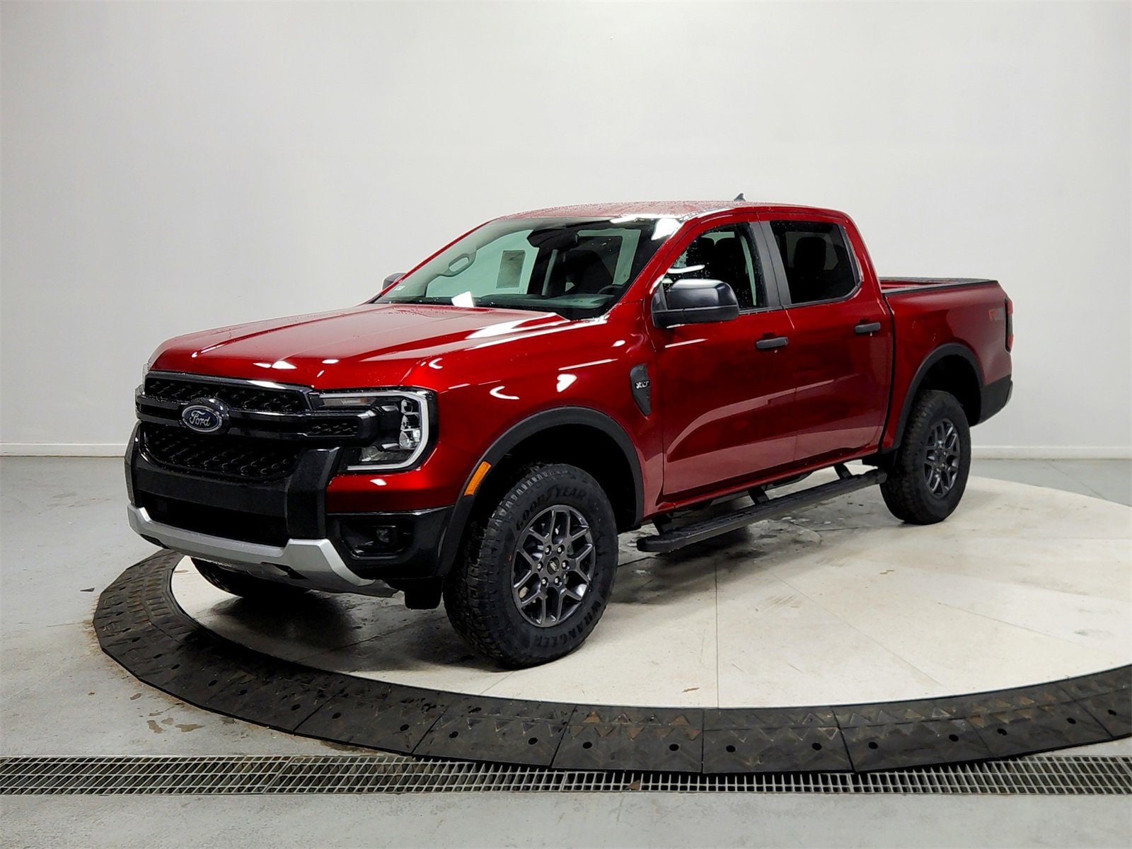 New 2025 Ford Ranger XLT w/ Equipment Group 301A High image 3