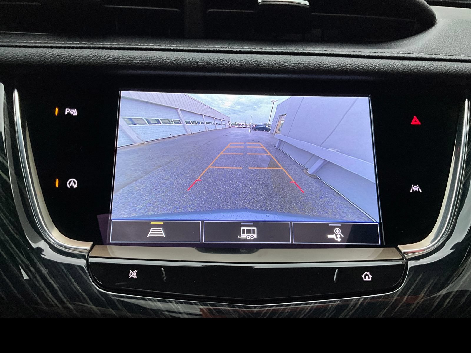 Certified 2023 Cadillac XT6 Premium Luxury AWD/4WD image 8
