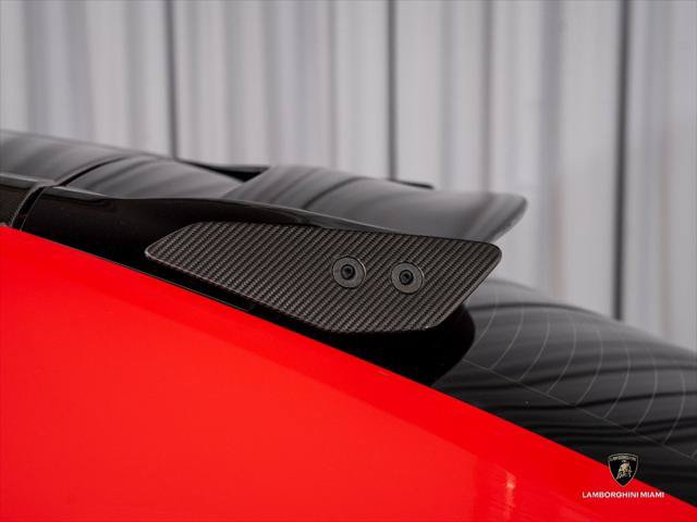 Used 2023 Lamborghini Urus Performante AWD/4WD image 14