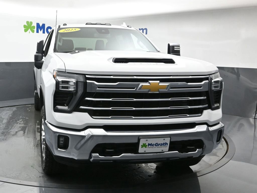 Certified 2025 Chevrolet Silverado 2500 LTZ image 4