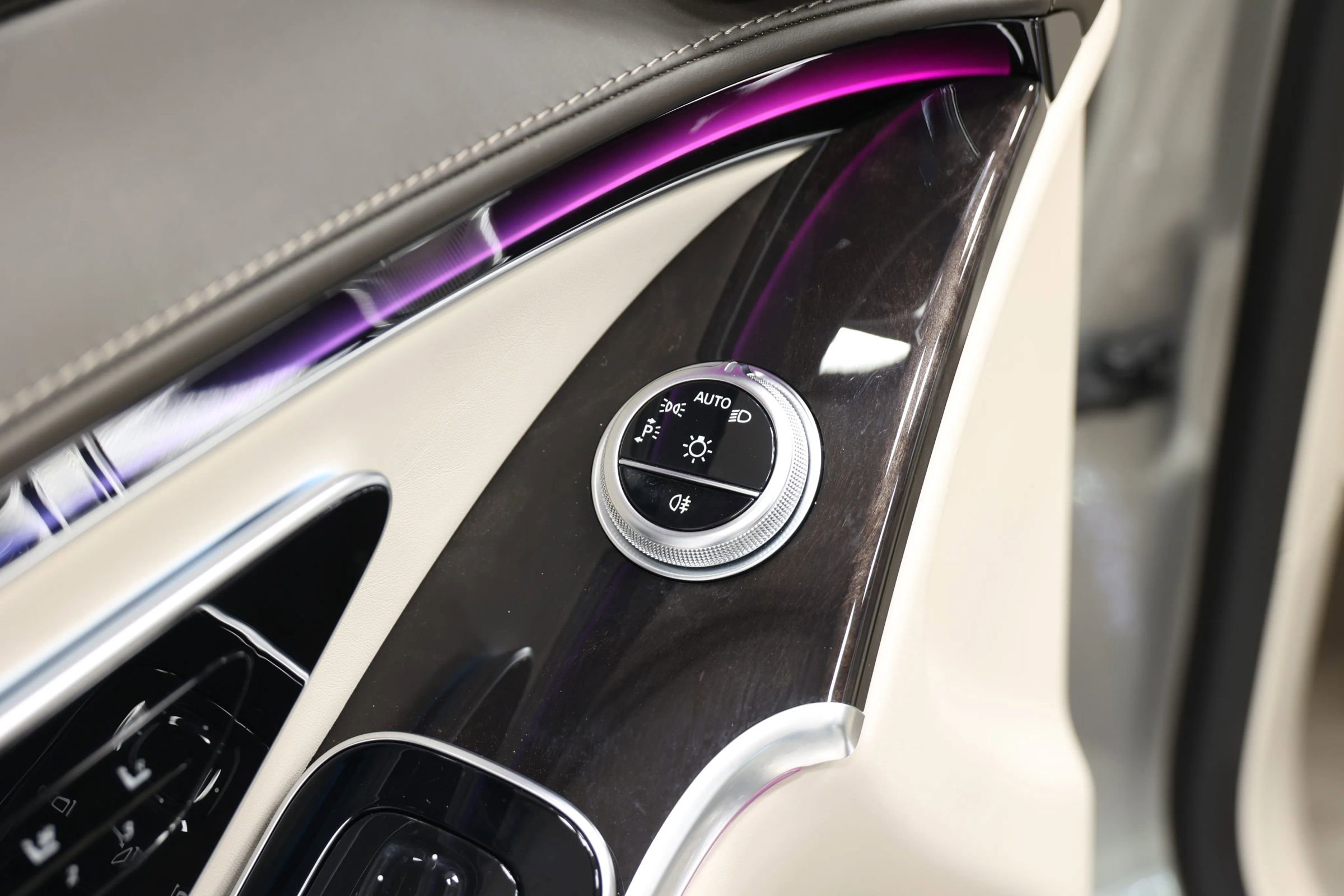 Used 2024 Mercedes-Benz Maybach S 580 4MATIC image 15