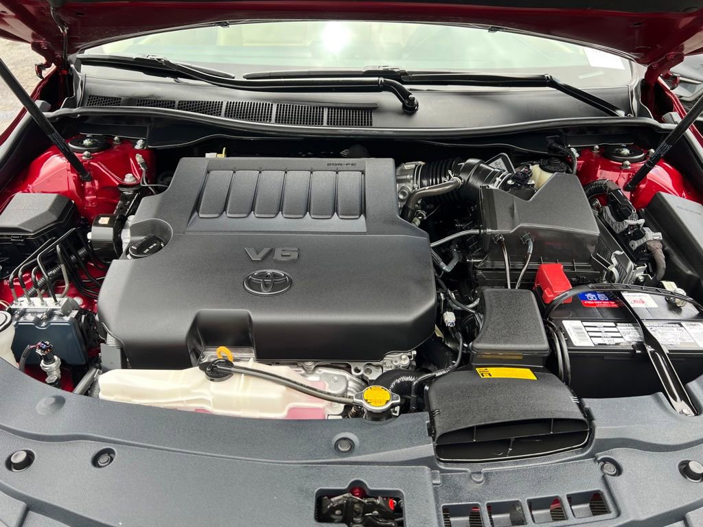 Used 2015 Toyota Camry XLE w/ Advanced Technology Package FWD image 42