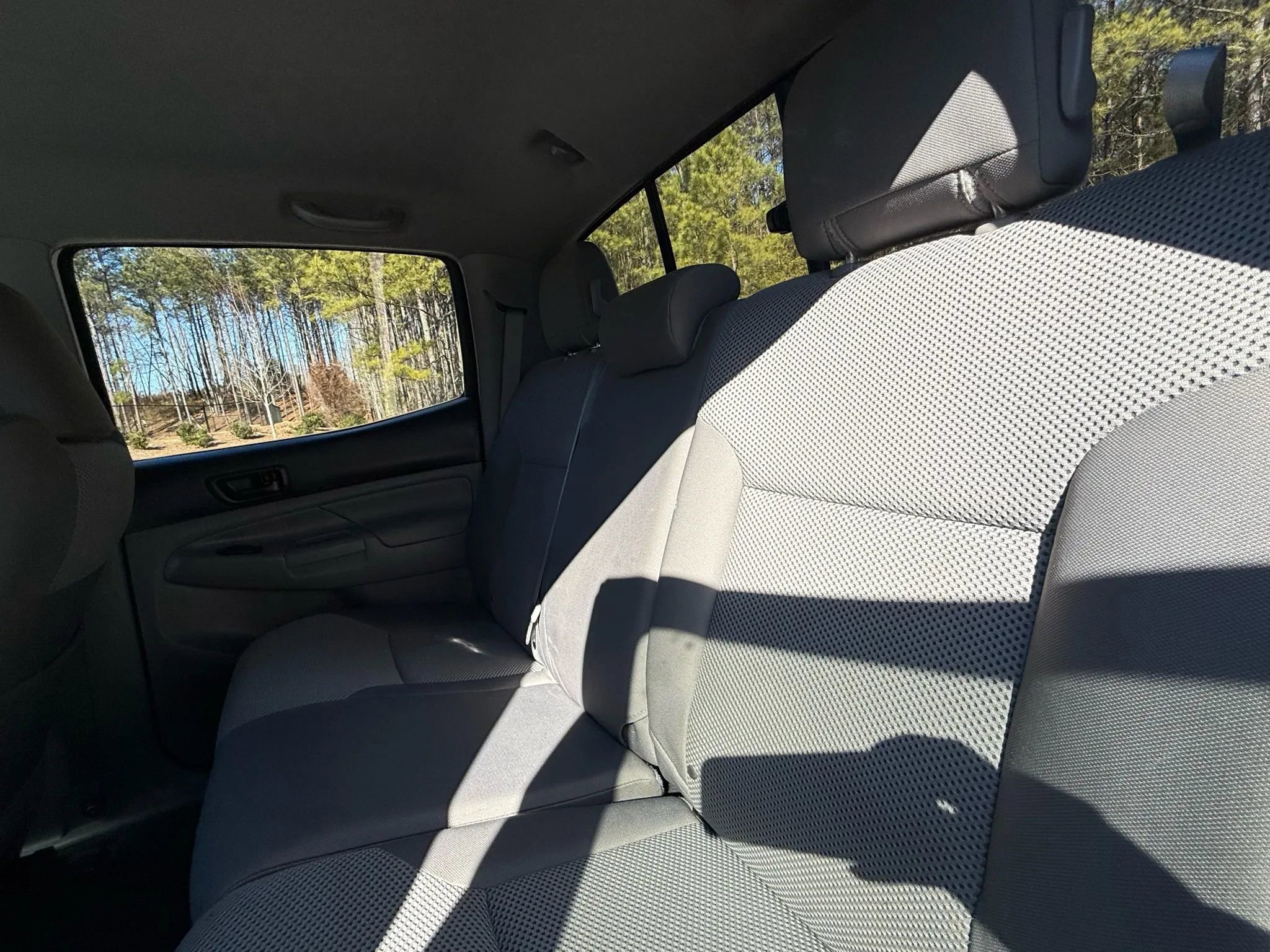 Used 2015 Toyota Tacoma PreRunner image 18