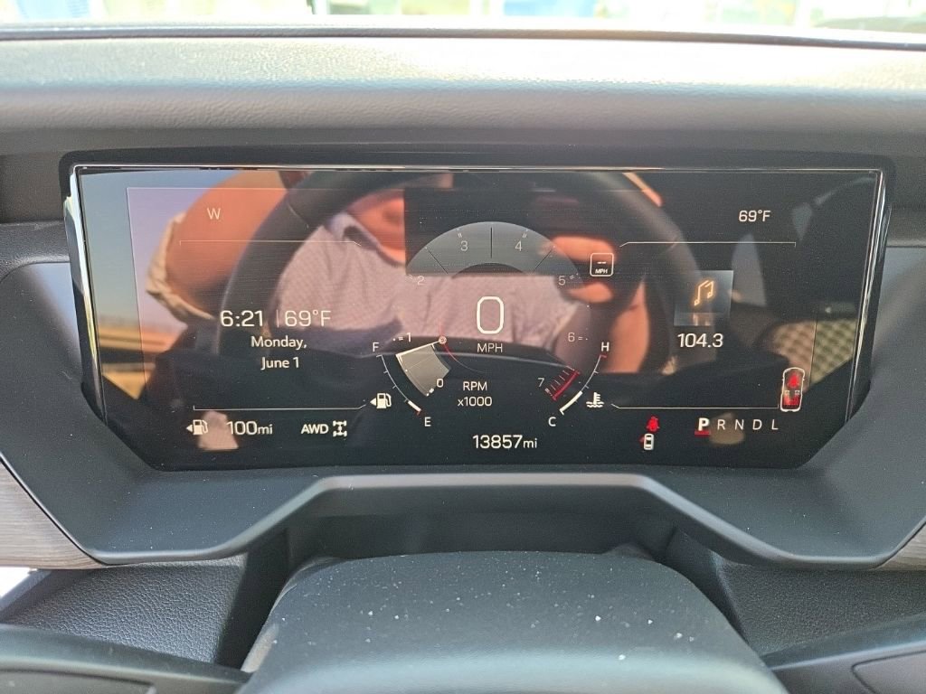 Used 2025 GMC Acadia Denali w/ LPO, Floor Liner Package AWD/4WD image 19