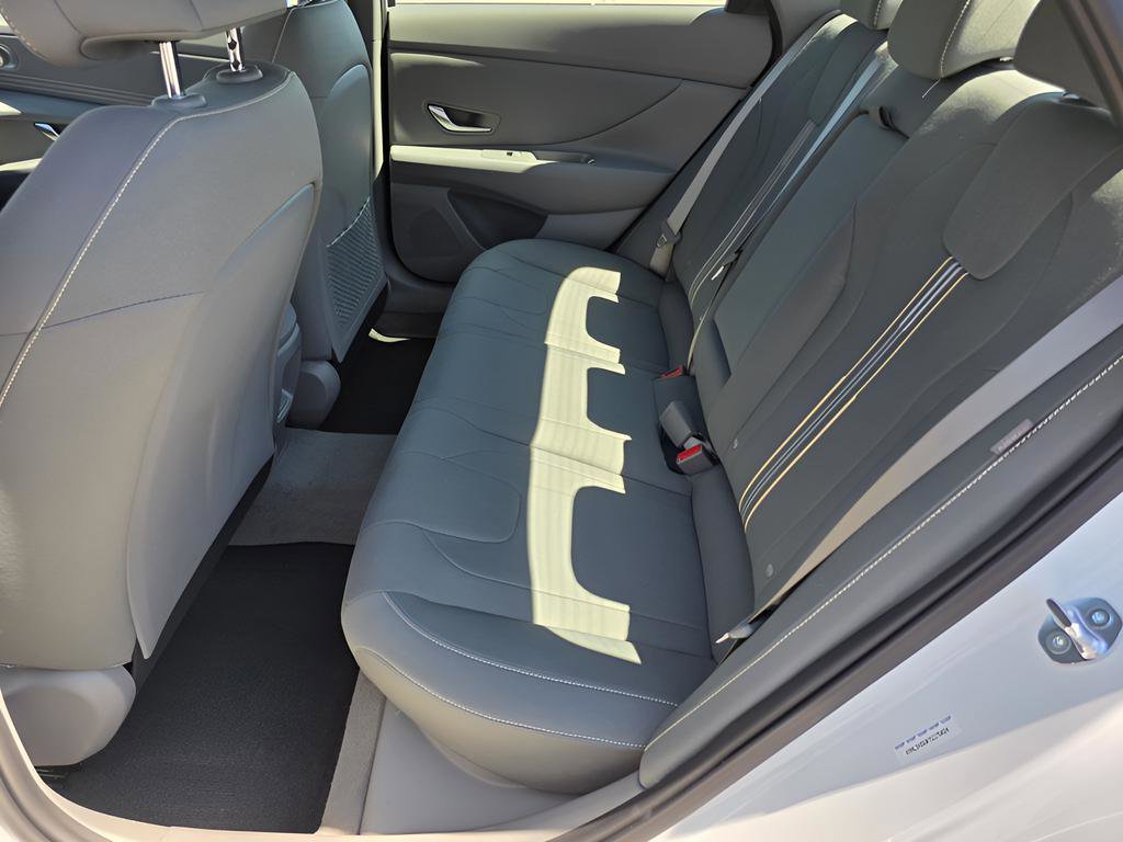 New 2026 Hyundai Elantra SEL Sport image 12