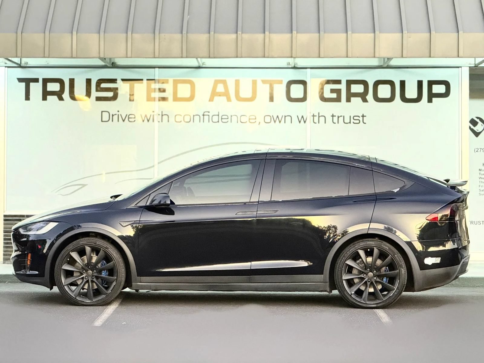 Used 2016 Tesla Model X Performance AWD/4WD image 4
