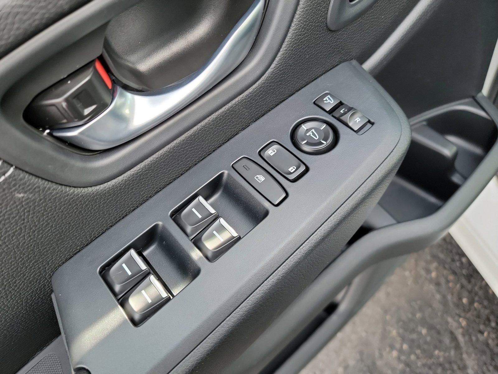 New 2026 Honda Pilot Touring image 14