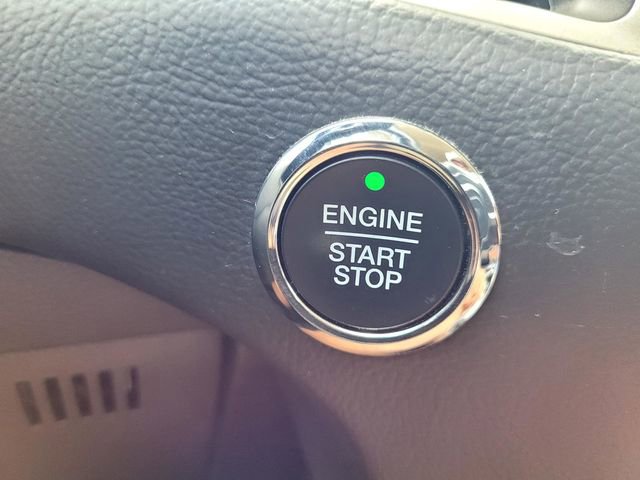 Certified 2022 Ford Edge SEL w/ Convenience Package AWD/4WD image 18