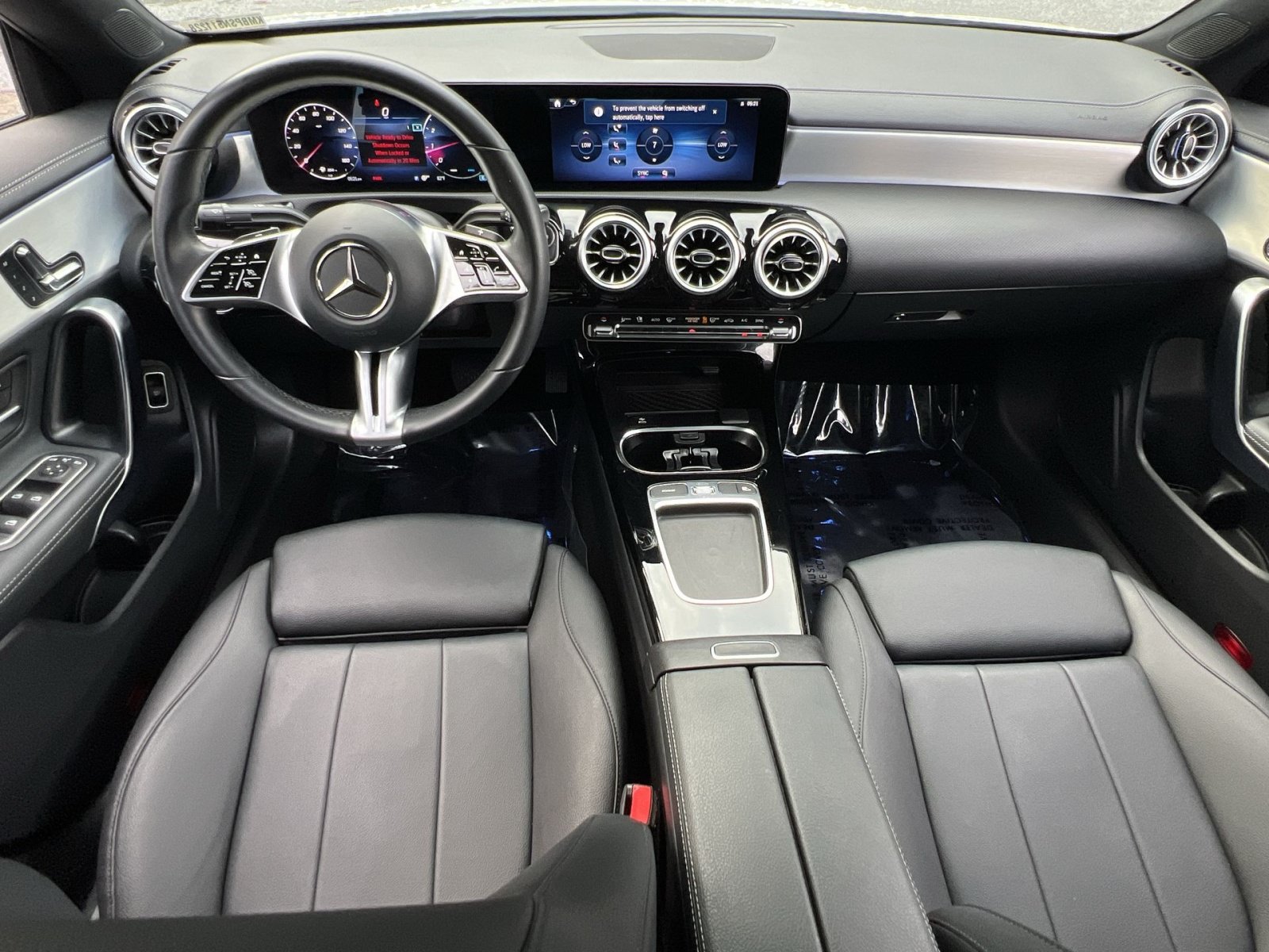 Certified 2025 Mercedes-Benz CLA 250 4MATIC image 28