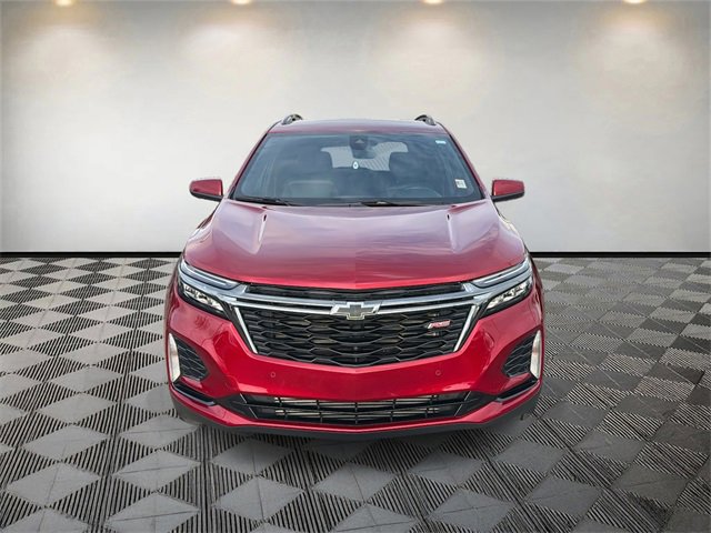 Used 2023 Chevrolet Equinox RS image 2