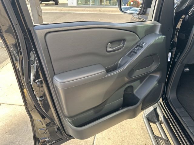 Used 2022 Nissan Frontier S w/ Technology Package image 26