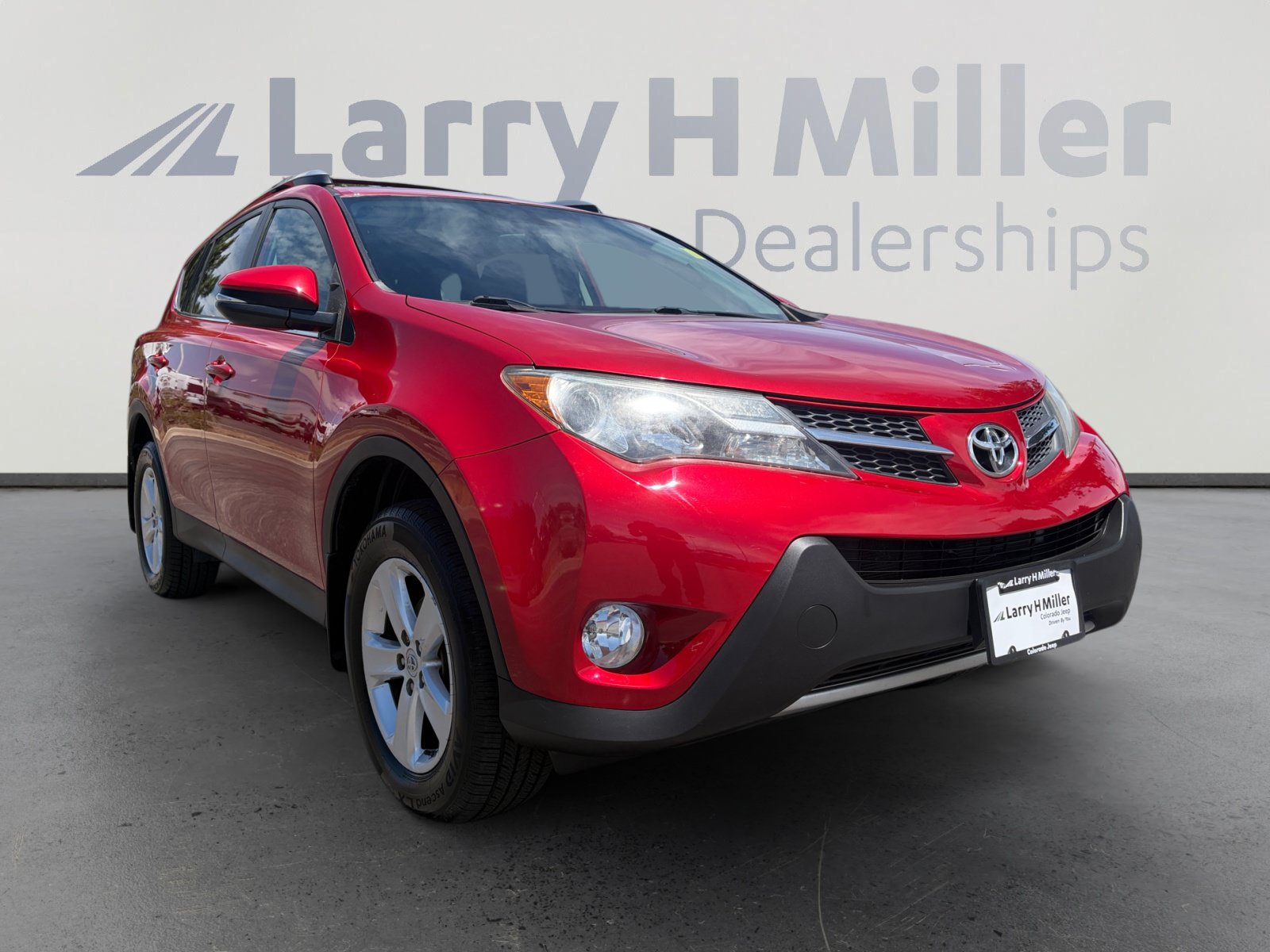 Used 2014 Toyota RAV4 XLE AWD/4WD image 7