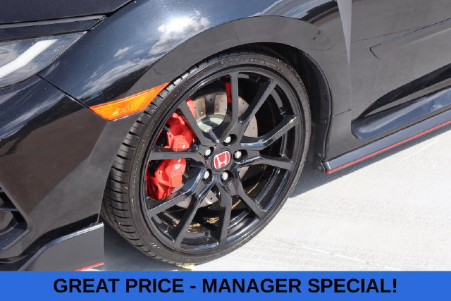 Used 2018 Honda Civic Type R image 2