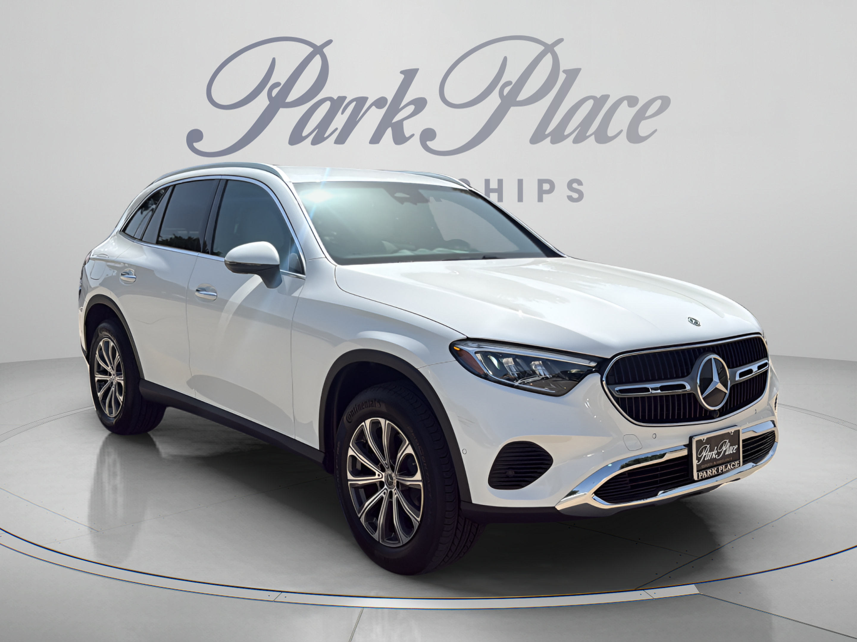 Certified 2025 Mercedes-Benz GLC 300 4MATIC image 7