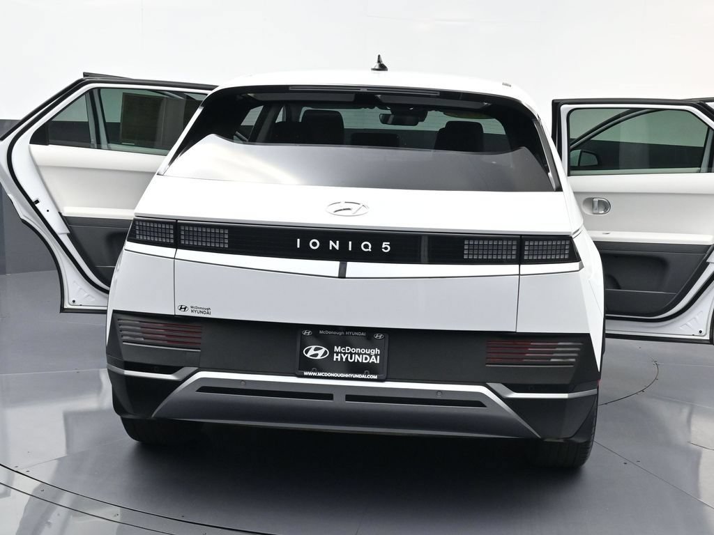 Certified 2024 Hyundai Ioniq 5 SEL RWD image 30