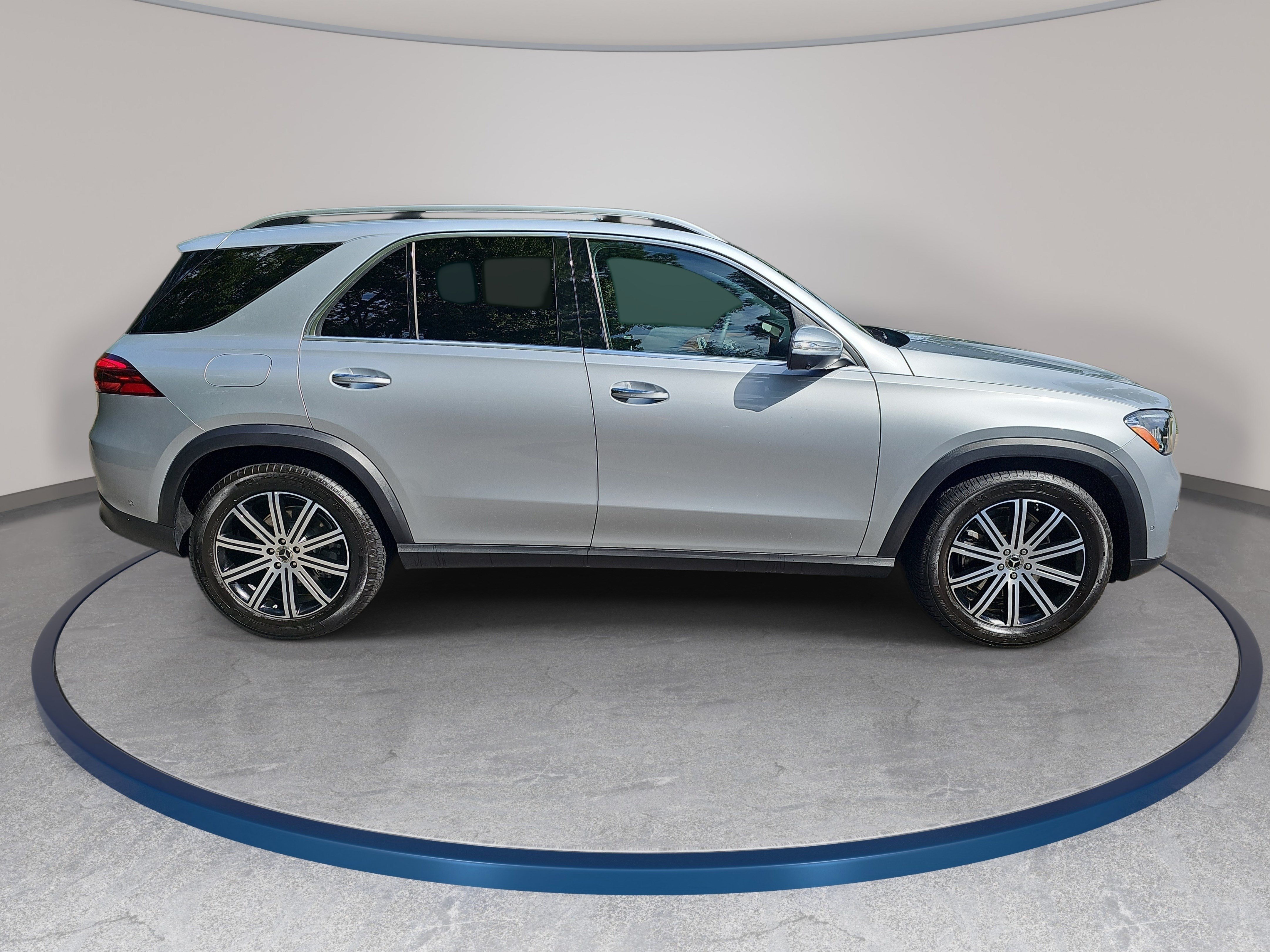 Used 2026 Mercedes-Benz GLE 350 4MATIC image 5