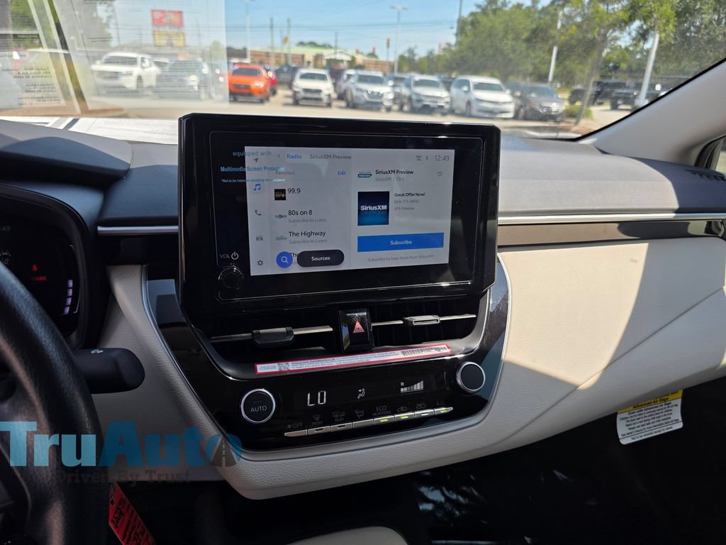 Used 2026 Toyota Corolla LE FWD image 13