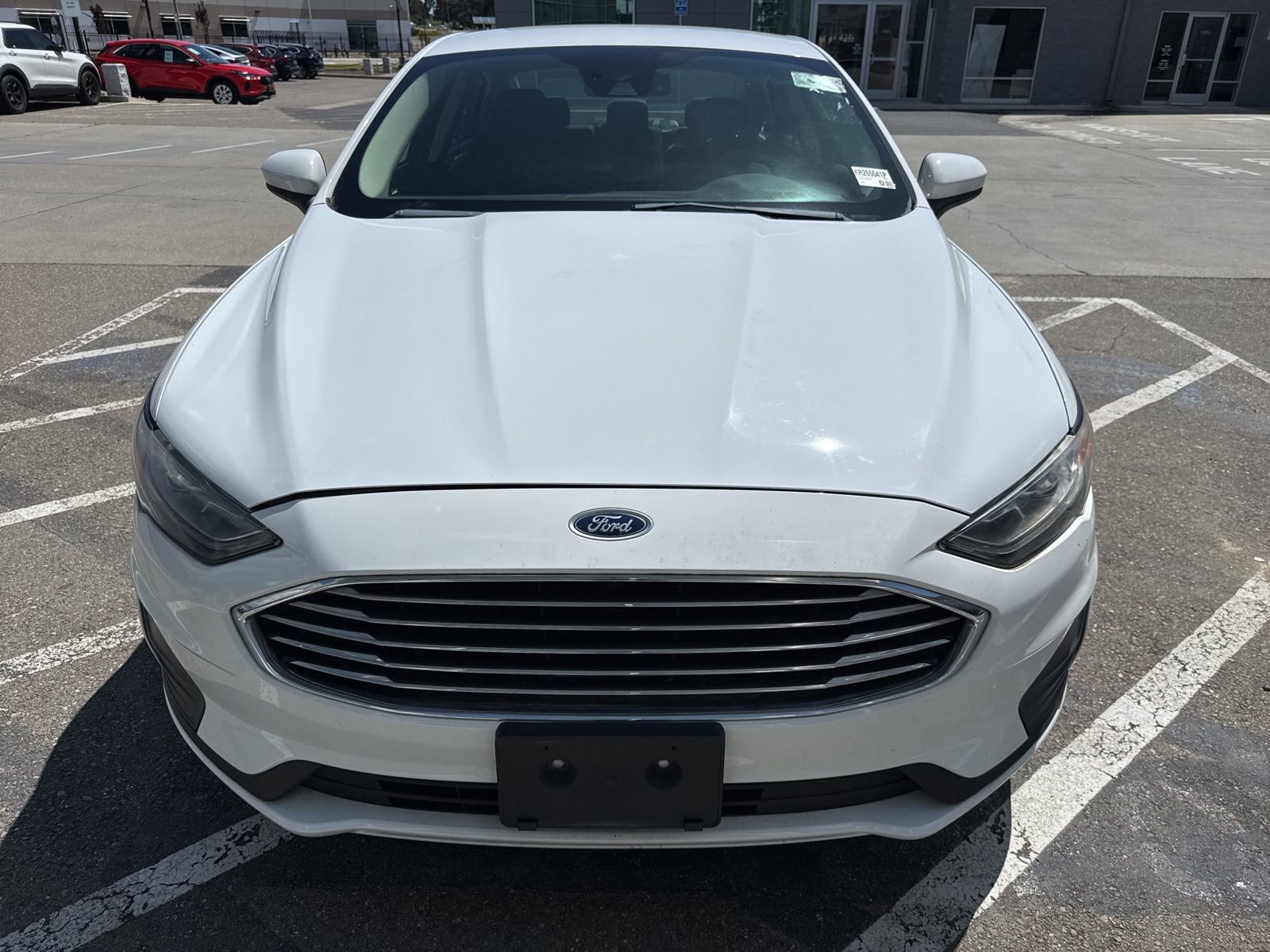 Used 2019 Ford Fusion SE FWD image 9