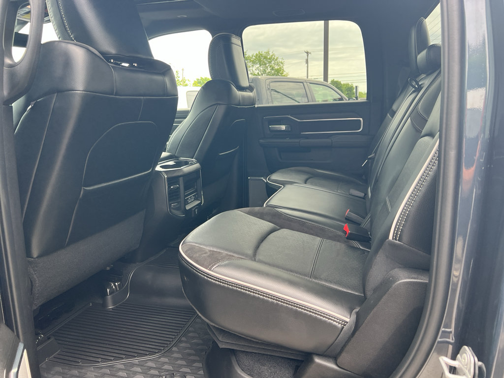 Used 2025 RAM 2500 Laramie AWD/4WD image 8