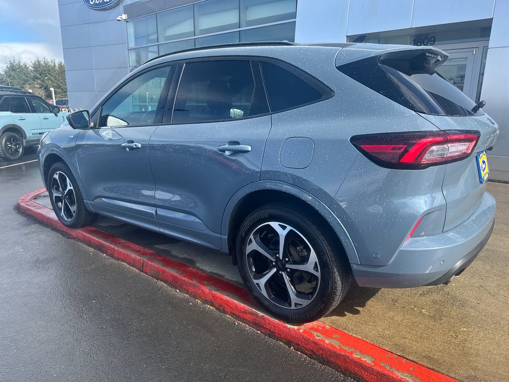 Used 2024 Ford Escape ST-Line Elite w/ Premium Technology Package AWD/4WD video 2