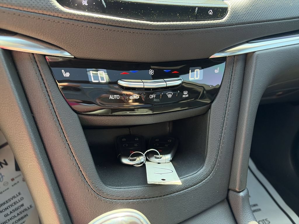 Used 2023 Cadillac XT5 Premium Luxury AWD/4WD image 19