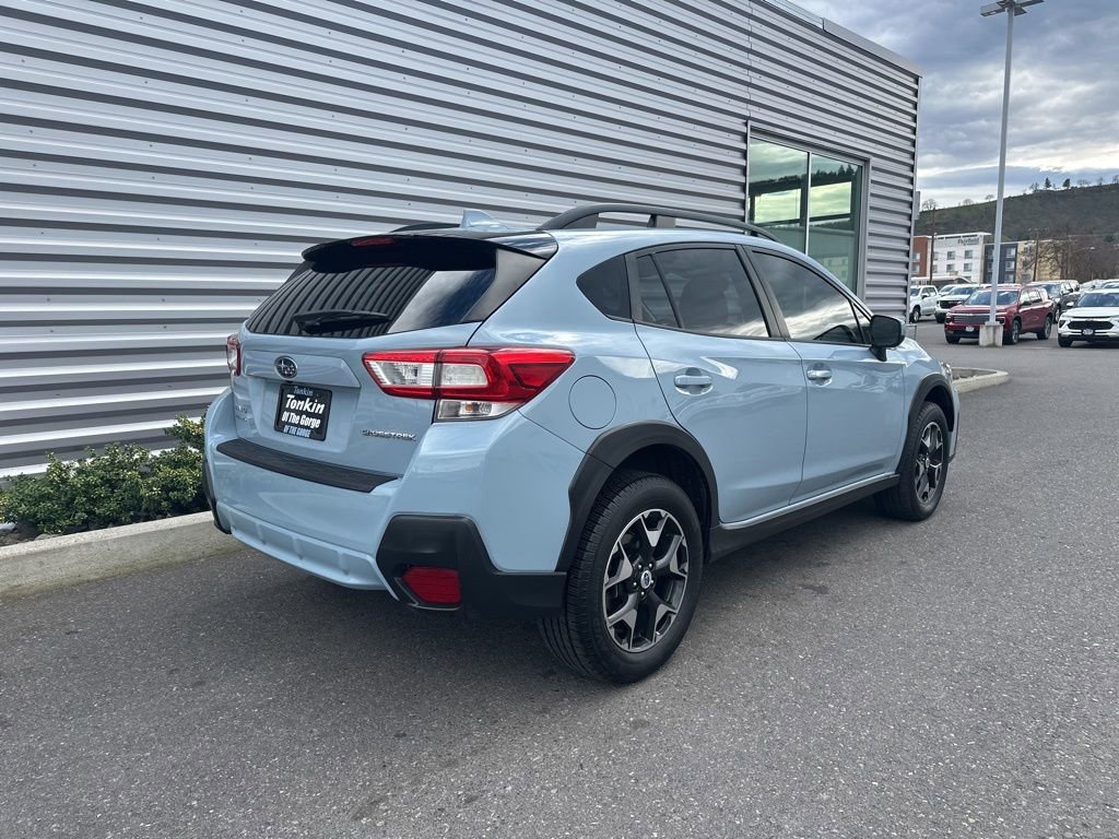 Used 2018 Subaru Crosstrek 2.0i Premium w/ Moonroof Package image 3