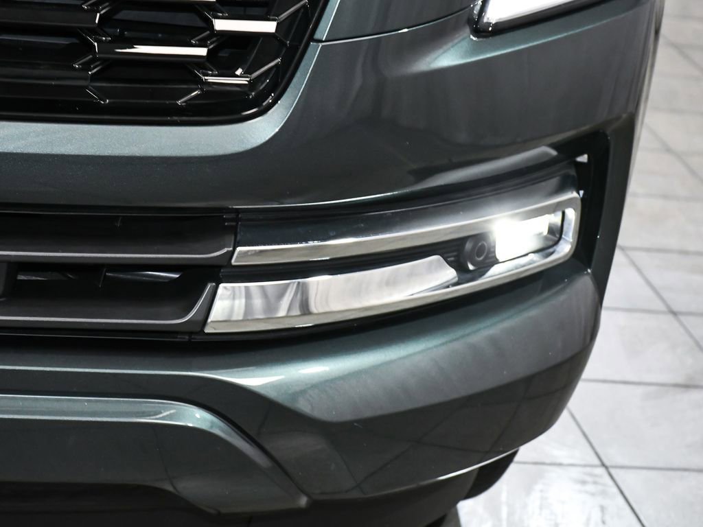 Used 2025 Nissan Armada Platinum Reserve AWD/4WD image 81