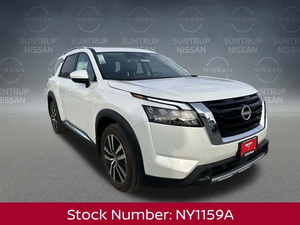 New 2025 Nissan Pathfinder Platinum w/ Cargo Package image 9