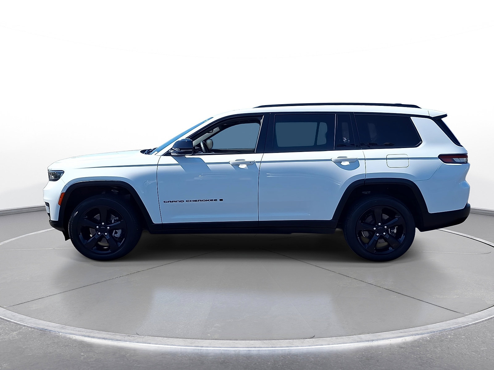 Used 2022 Jeep Grand Cherokee L Laredo AWD/4WD image 5