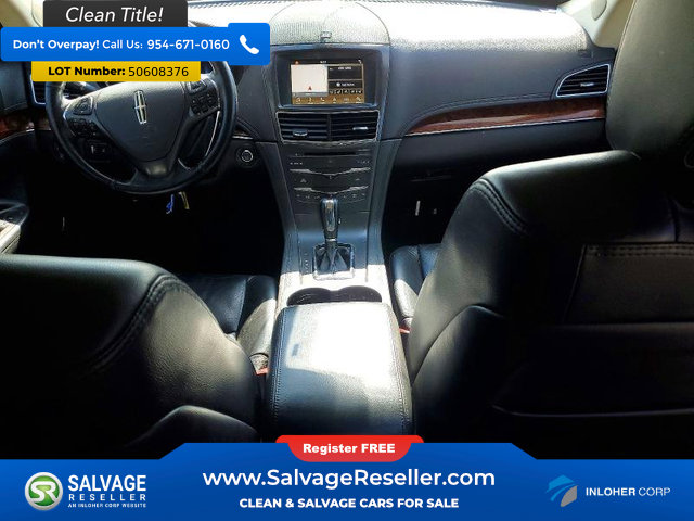 Used 2019 Lincoln MKT AWD image 11