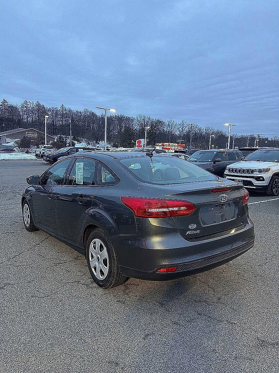 Used 2018 Ford Focus S image 10